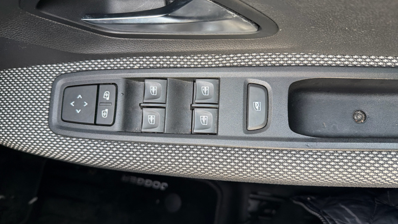 Dacia Jogger 1.0 TCe Comfort 5dr Petrol Estate